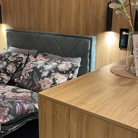 Lux Dabich 2 * Novi Sad